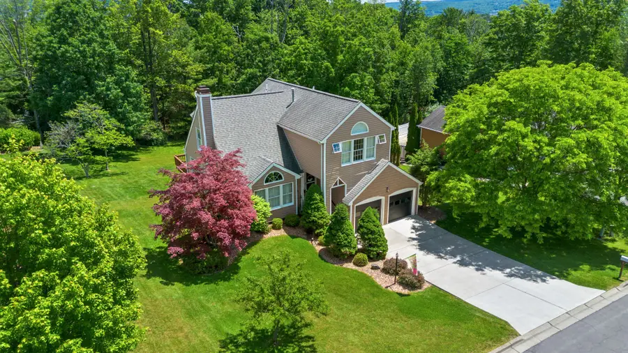 1026 Briarwood Drive, Endicott, NY 13760 - #2