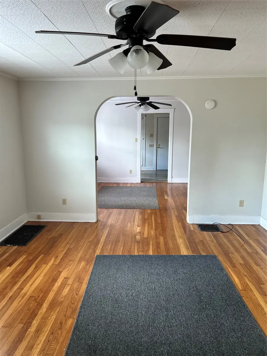 147 E Frederick Street, Binghamton, NY 13904 - #2