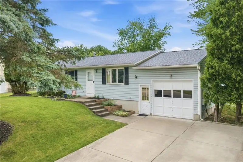 26 Lori Dr, Apalachin, NY 13732 - #2