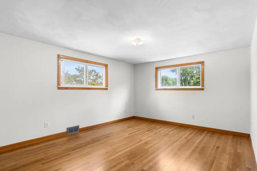 824 Dickinson Drive, Vestal, NY 13850 - #2