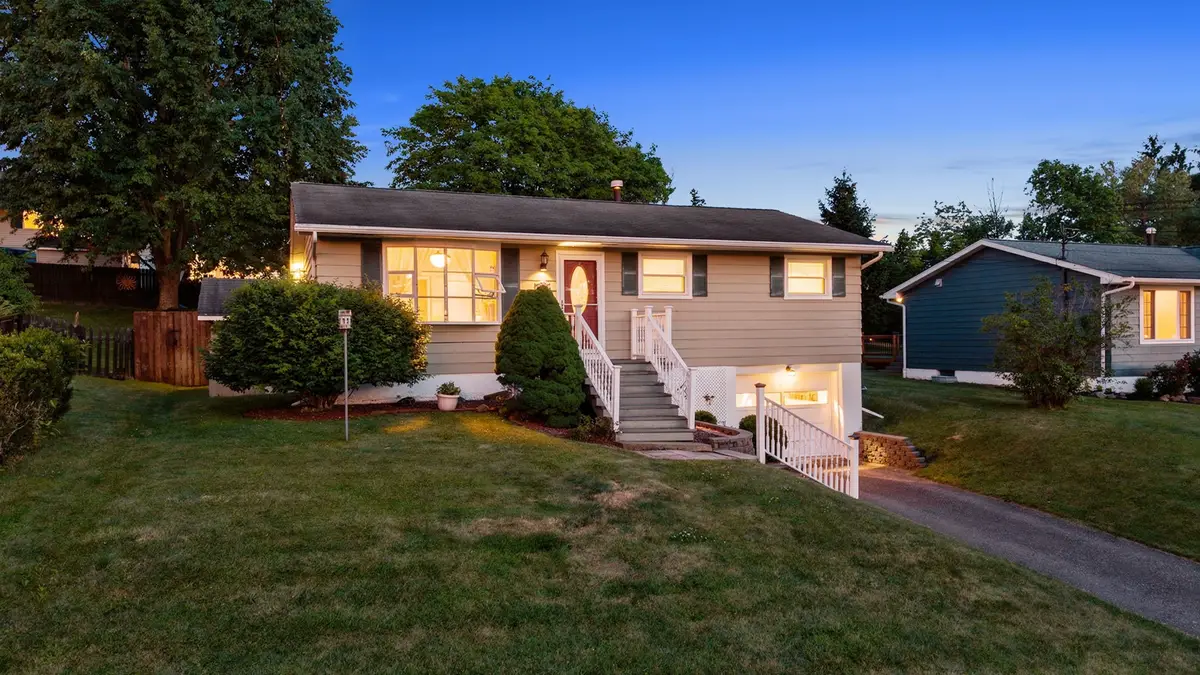 334 Paul Street, Endicott, NY 13760 - #1
