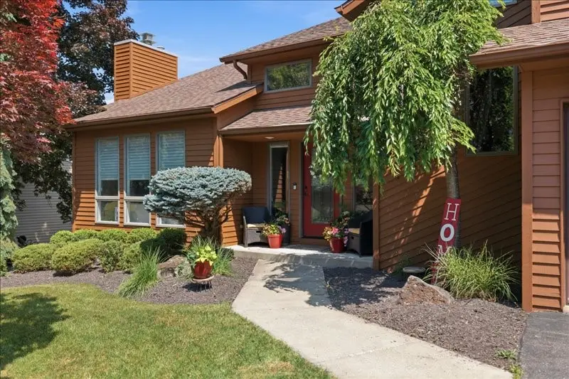 2621 Pinebluff Drive, Vestal, NY 13850 - #2