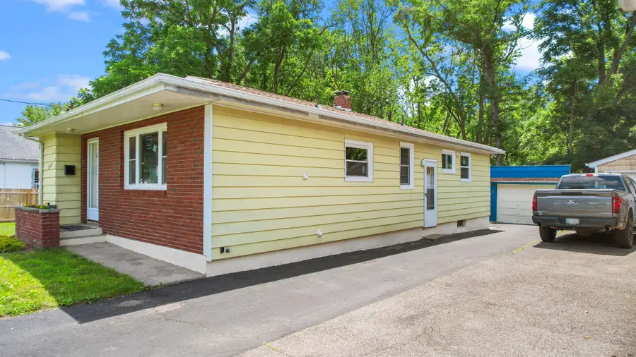 3125-3127 Malverne Rd, Endwell, NY 13760 - #3