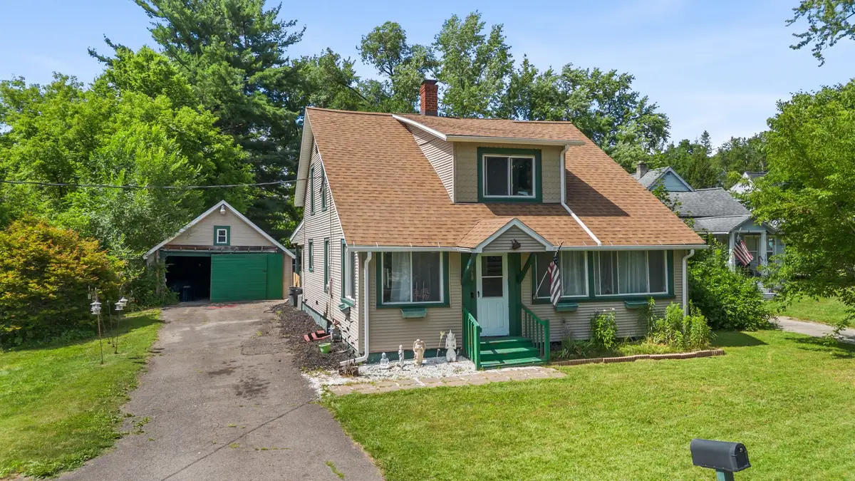 1868 Castle Gardens Road, Vestal, NY 13850 - #1