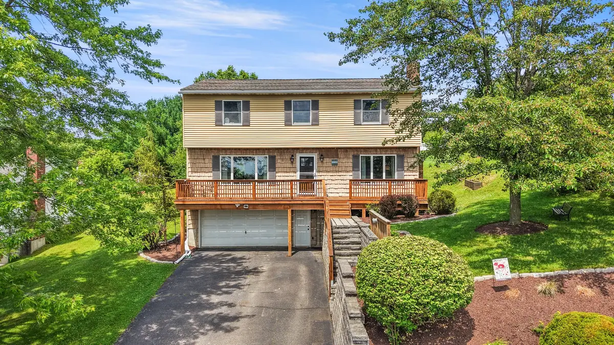 1146 Talan Dr, Endicott, NY 13760 - #1