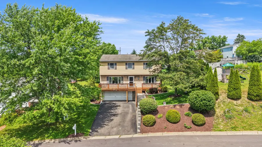 1146 Talan Dr, Endicott, NY 13760 - #3