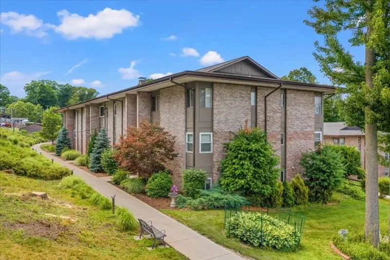 201 Evergreen Street #4-3E, Vestal, NY 13850 - #1