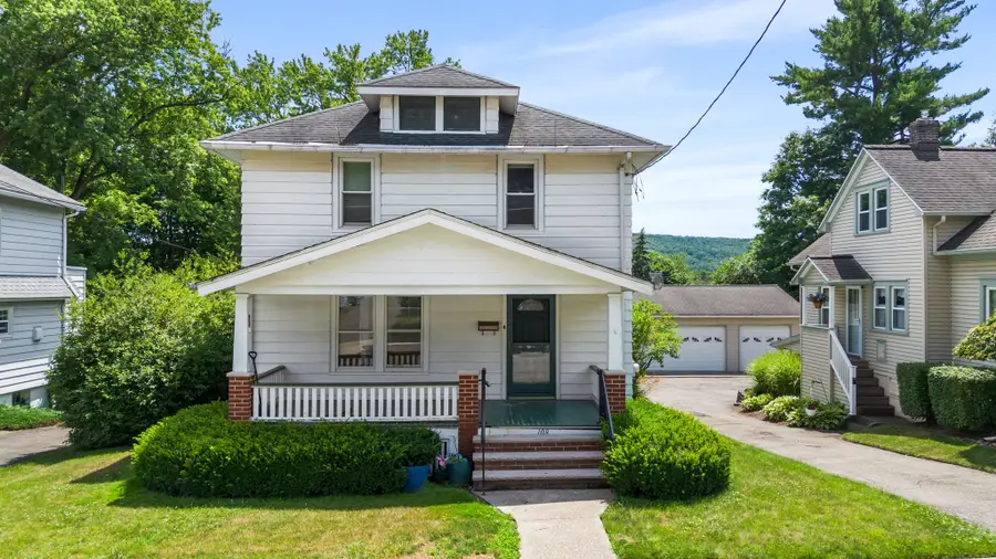 108 W Valley Street, Endicott, NY 13760 - #2
