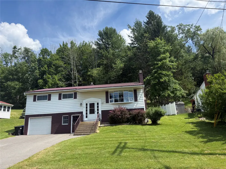 4700 Marshall Drive W, Vestal, NY 13850 - #2