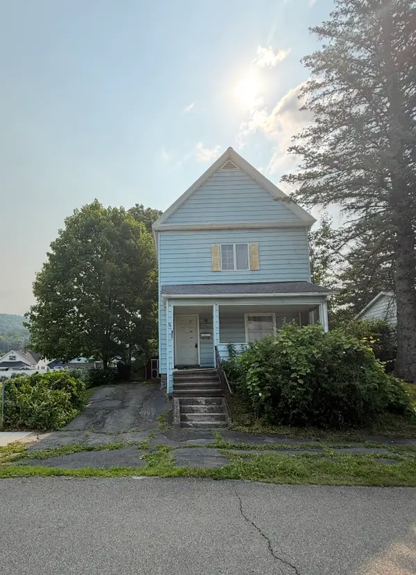 84 Louisa Street, Binghamton, NY 13904