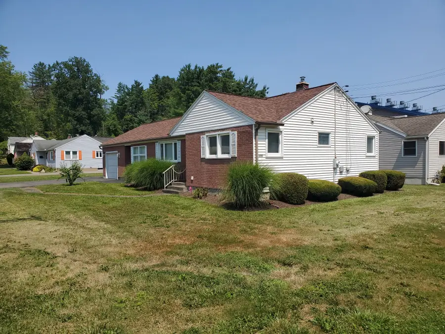 3201 Country Club Rd, Endwell, NY 13760 - #3