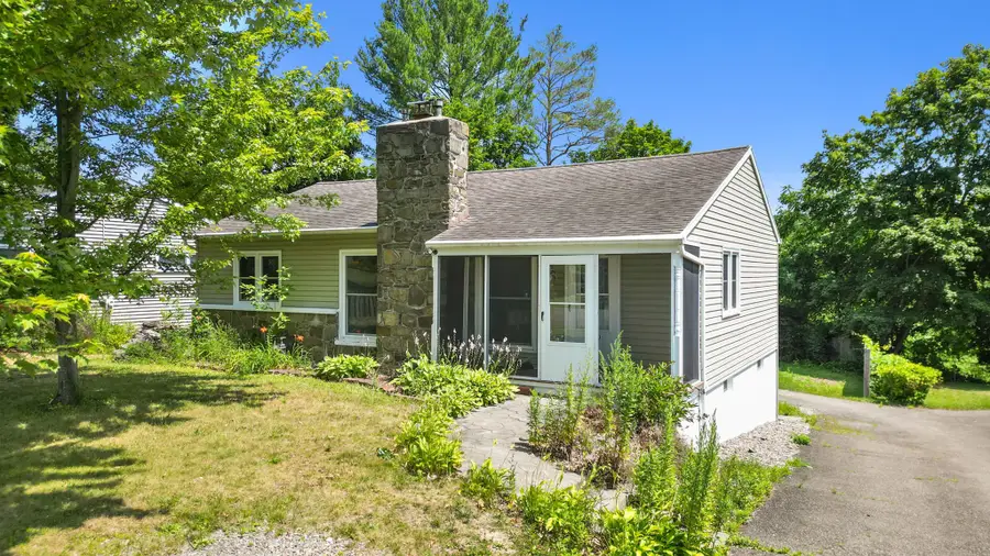 1629 Rita Rd, Vestal, NY 13850 - #2