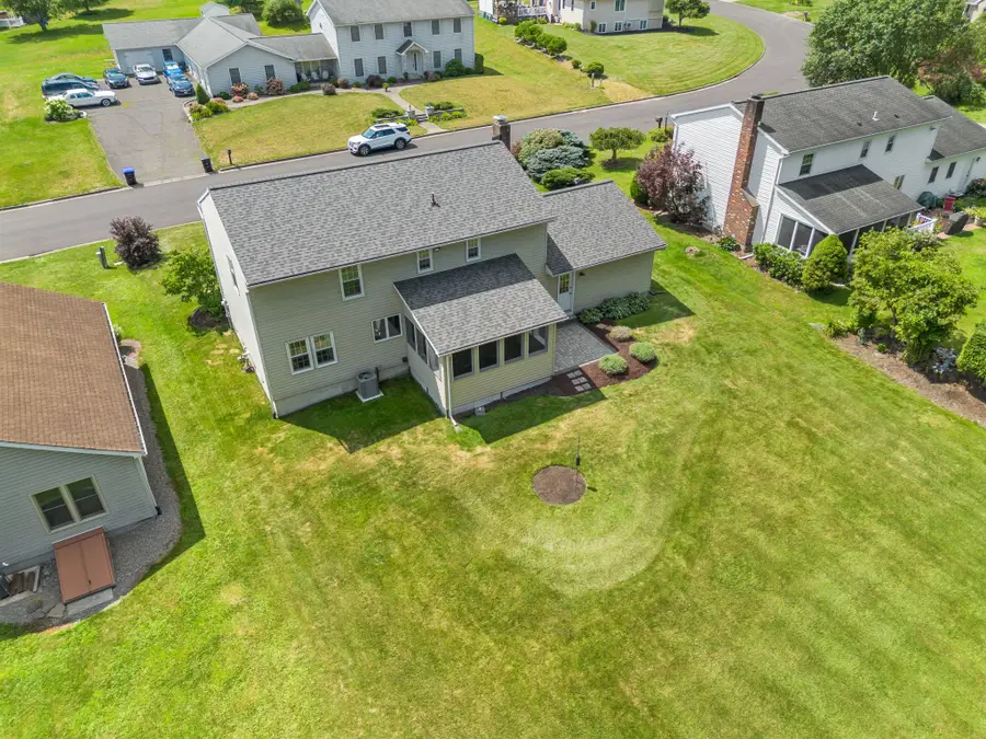 16 Country Knoll Drive, Binghamton, NY 13901 - #3