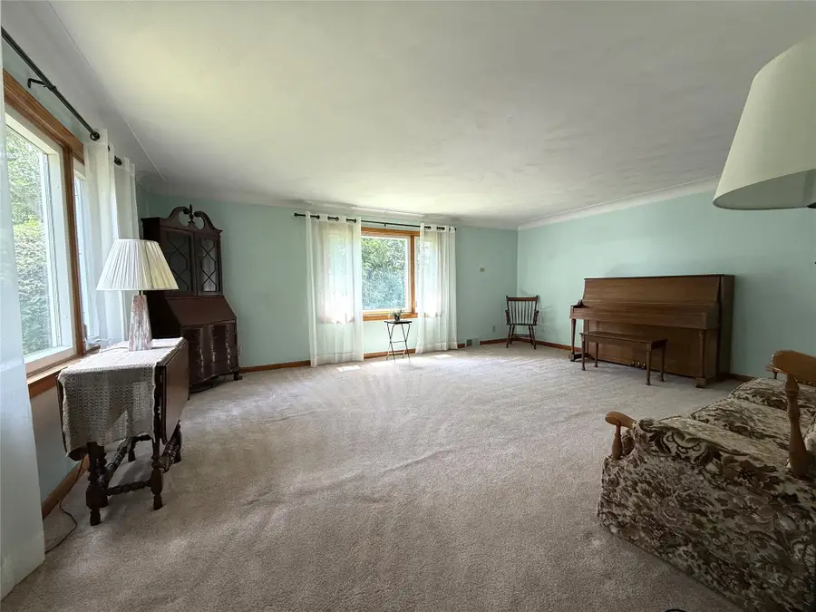 405 N Oak Avenue, Endicott, NY 13760 - #3