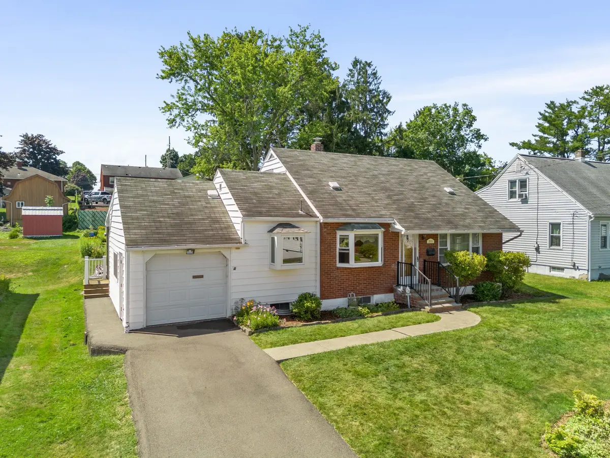 2614 Yale Street, Endicott, NY 13760 - #1