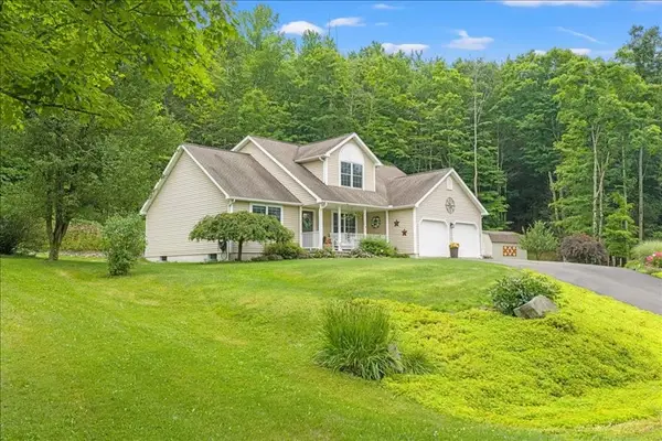 4008 Foster Valley Road, Endicott, NY 13760