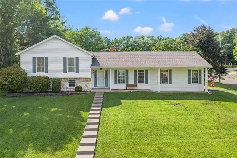 16 Governeurs Lane, Endicott, NY 13760 - #1
