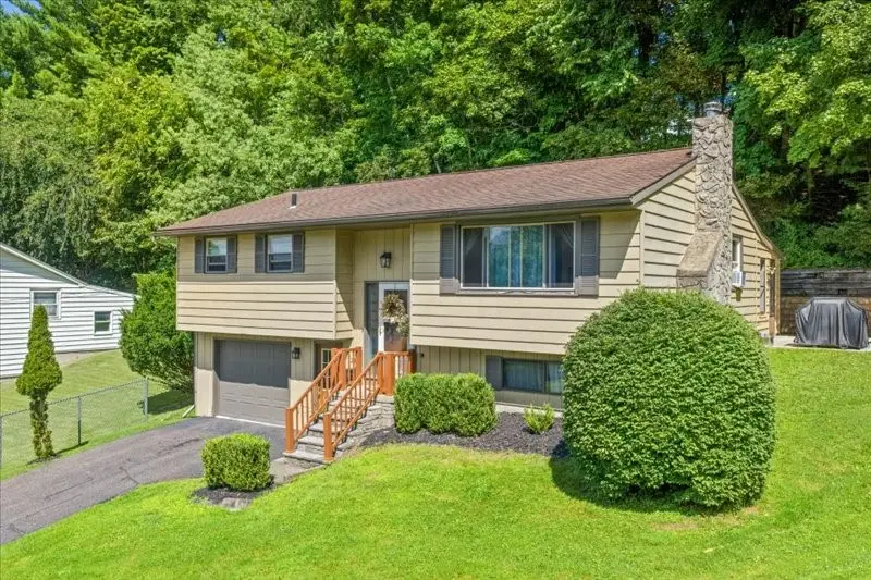 24 Maria Manor S, Binghamton, NY 13903 - #1