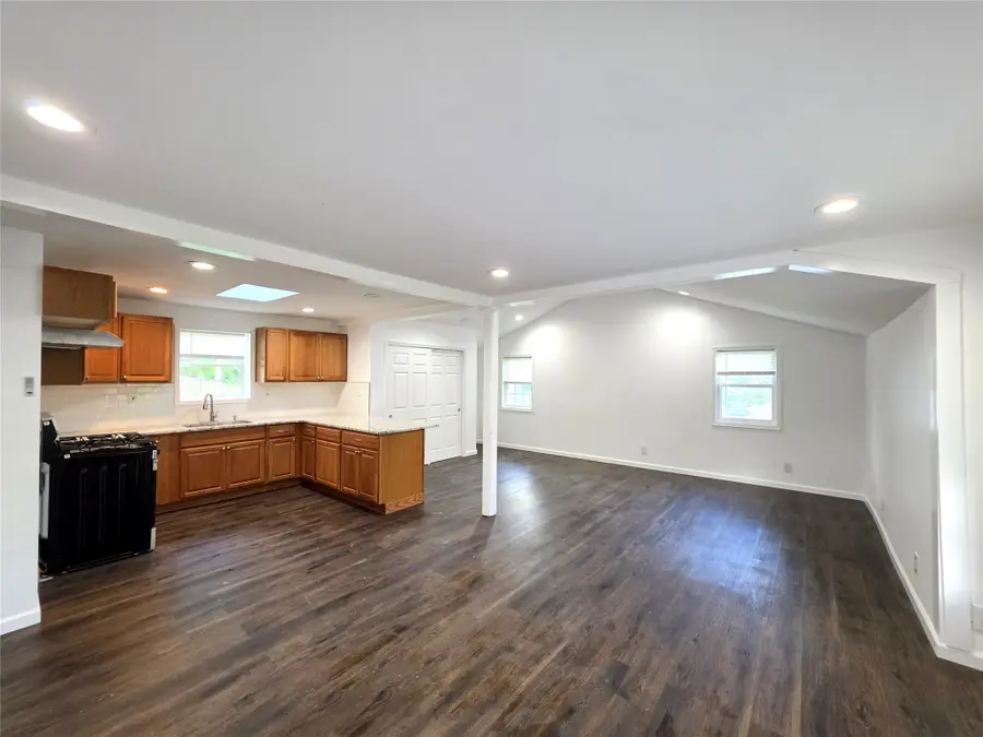 806 Martin Street, Endicott, NY 13760 - #2