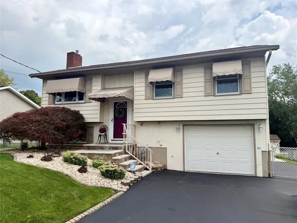 808 Squires Avenue, Endicott, NY 13760