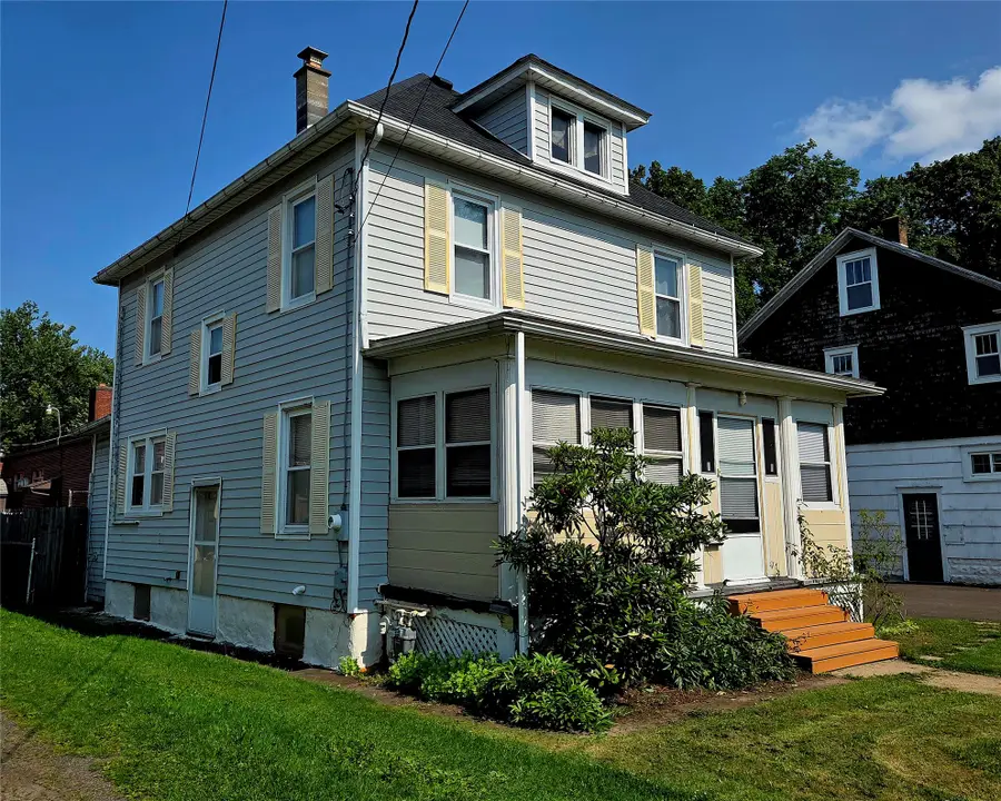 23 Massachusetts Avenue, Johnson City, NY 13790 - #3