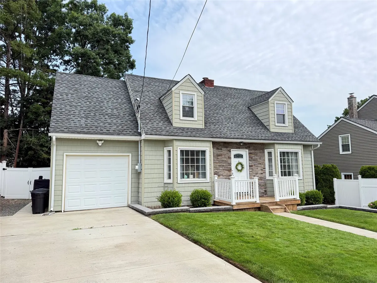 2711 Crescent Drive, Endwell, NY 13760 - #1