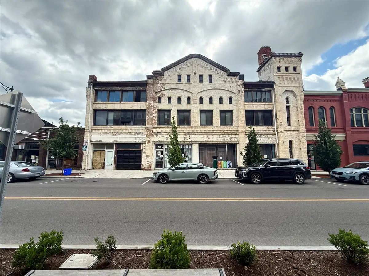 206 State St, Binghamton, NY 13901 - #1