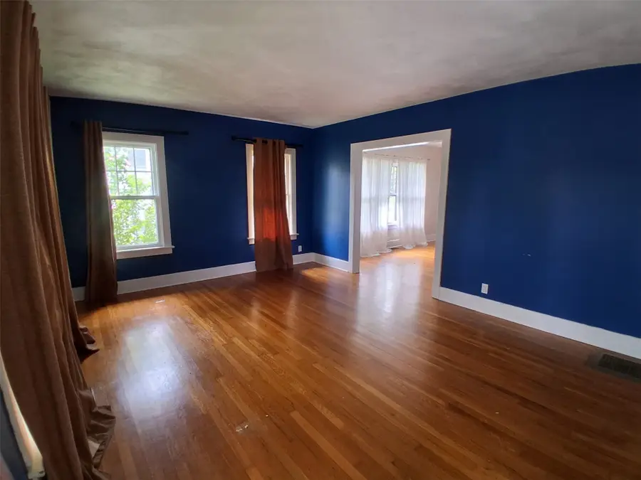 404 Mersereau Avenue, Endicott, NY 13760 - #2