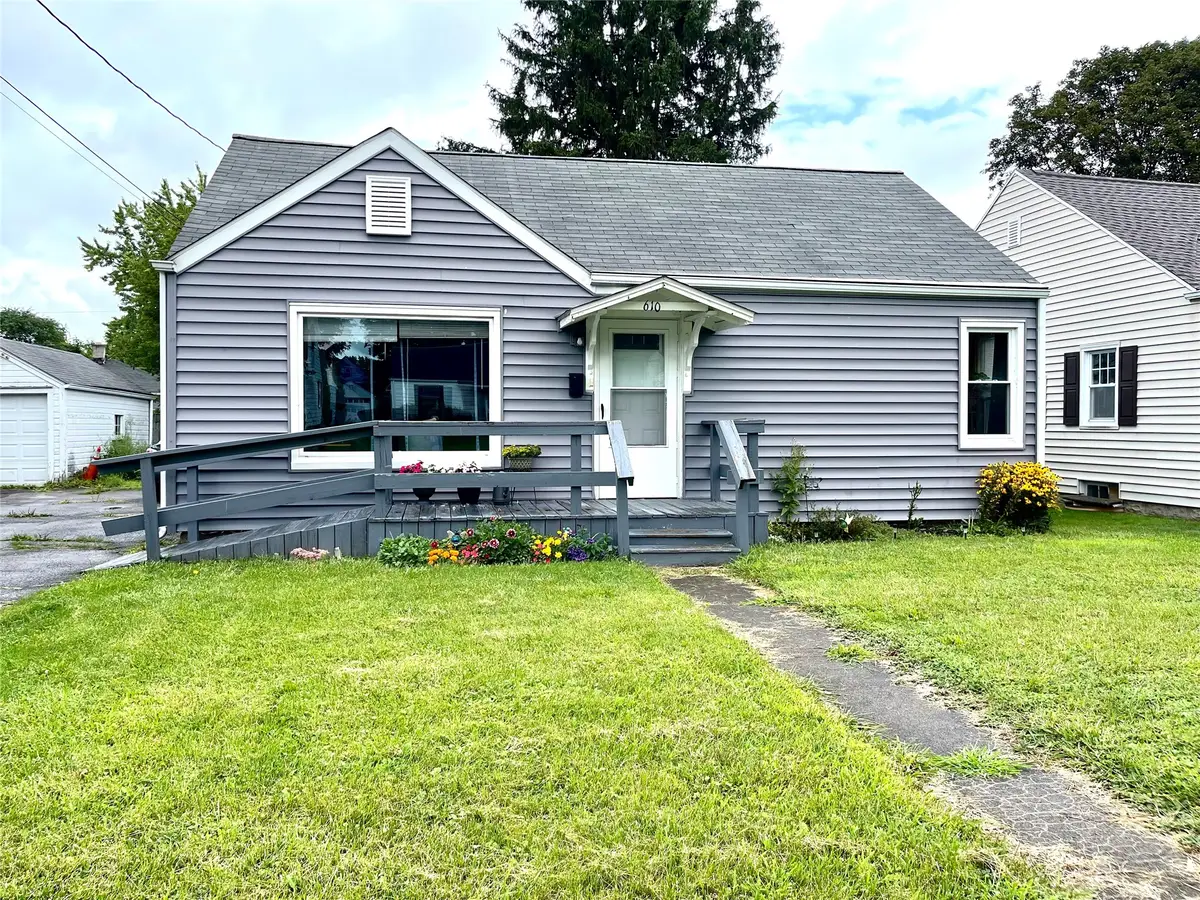 610 Decker Ave, Elmira, NY 14904 - #1
