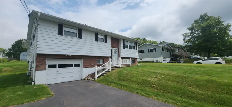 2490 Stephanie Lane, Binghamton, NY 13903 - #2
