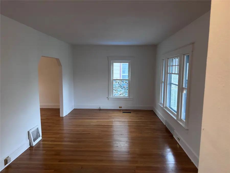 306 Floral Avenue, Johnson City, NY 13790 - #3