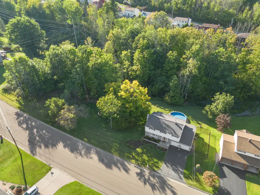 4221 Marietta Drive, Vestal, NY 13850 - #2