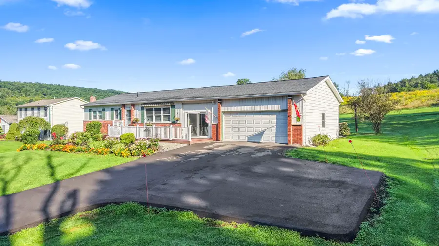 21 Edwards Rd, Binghamton, NY 13904 - #2