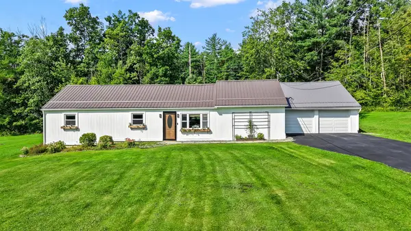 31-35 Woodlawn Dr, Binghamton, NY 13904