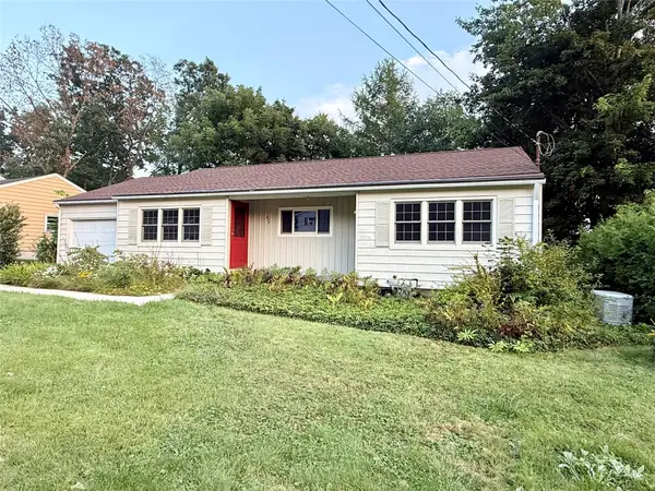 211 Ridgefield Road, Endicott, NY 13760