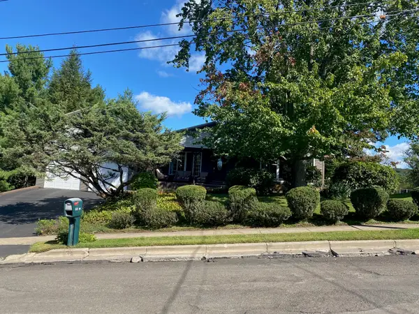585 Overbrook Road, Johnson City, NY 13790