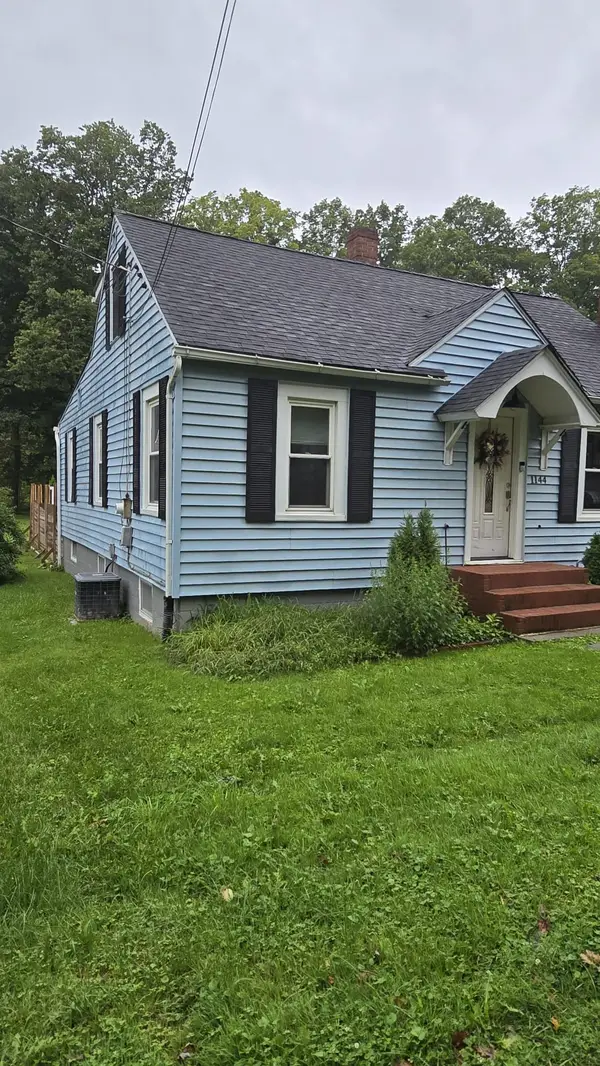 1144 Main St, Vestal, NY 13850