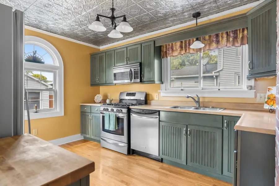 28 Montague Street, Binghamton, NY 13901 - #2