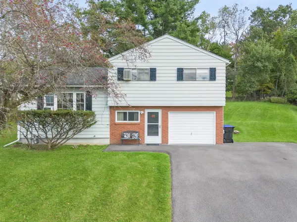 905 Marguerite Road, Vestal, NY 13850