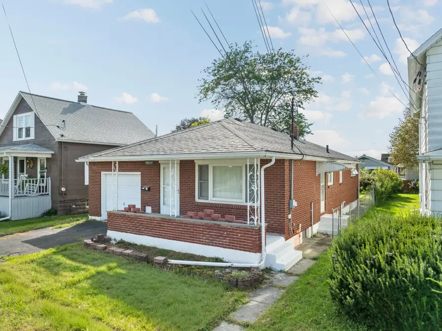 101 Zoa Ave, Johnson City, NY 13790 - #2
