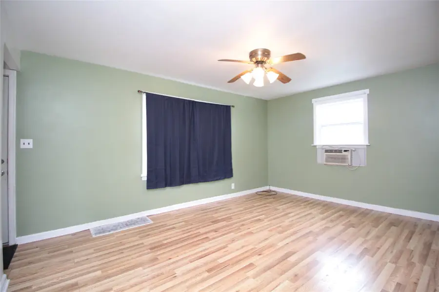 8 Martin Avenue, Johnson City, NY 13790 - #3