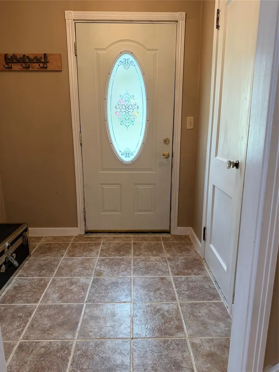 2718 King Street, Endicott, NY 13760 - #2
