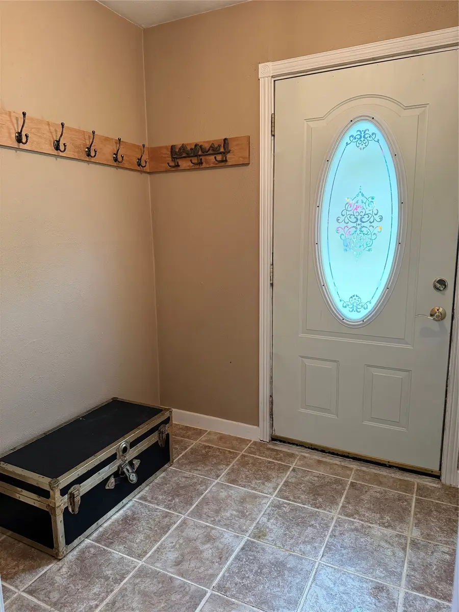 2718 King Street, Endicott, NY 13760 - #3