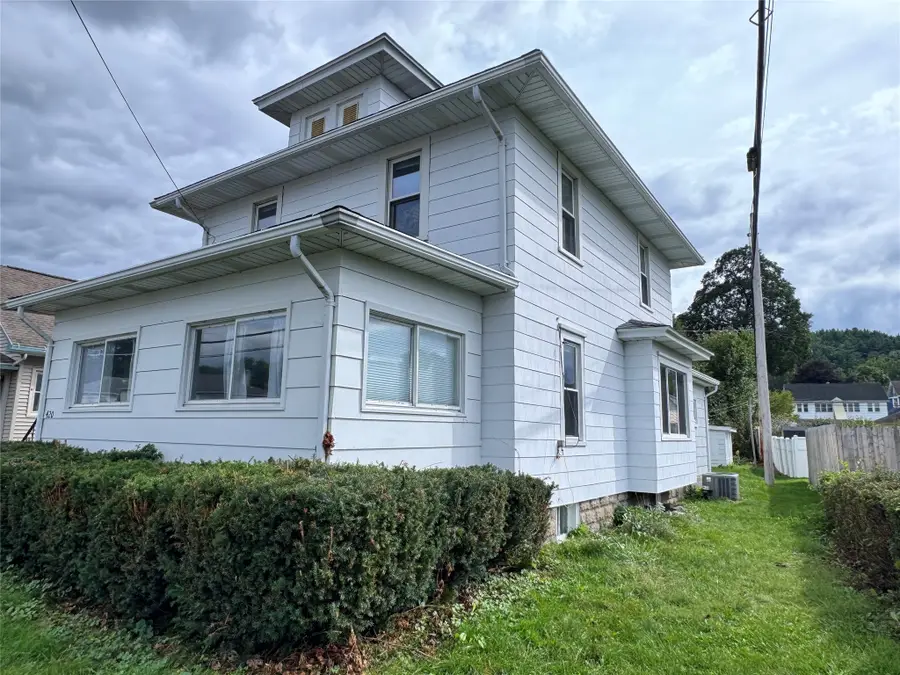 420 Marion St, Endicott, NY 13760 - #2