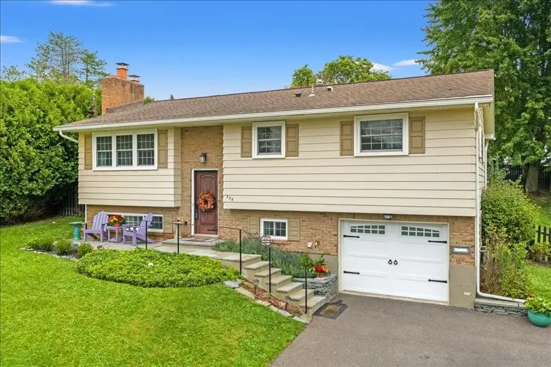 338 Paul Street, Endicott, NY 13760 - #2
