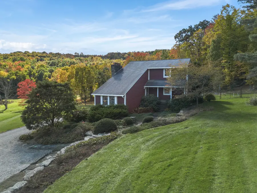 144 West Hill Road, Vestal, NY 13850 - #2
