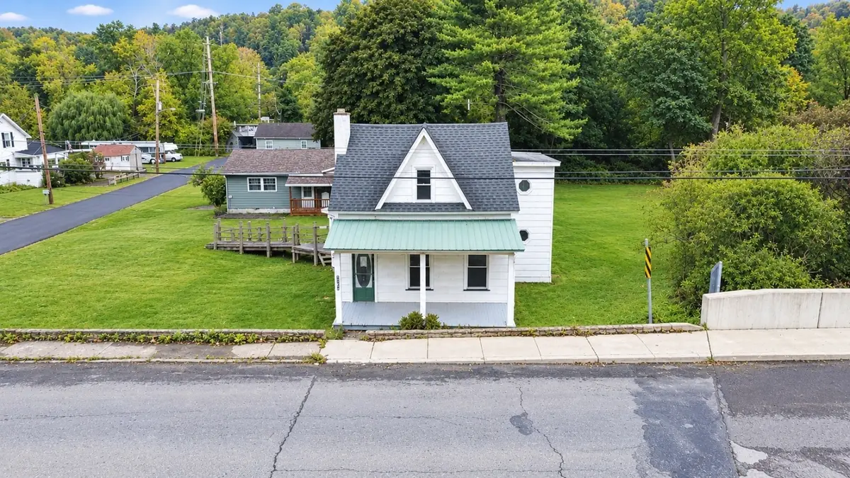 1103 Main Street, New Milford, PA 18834 - #1