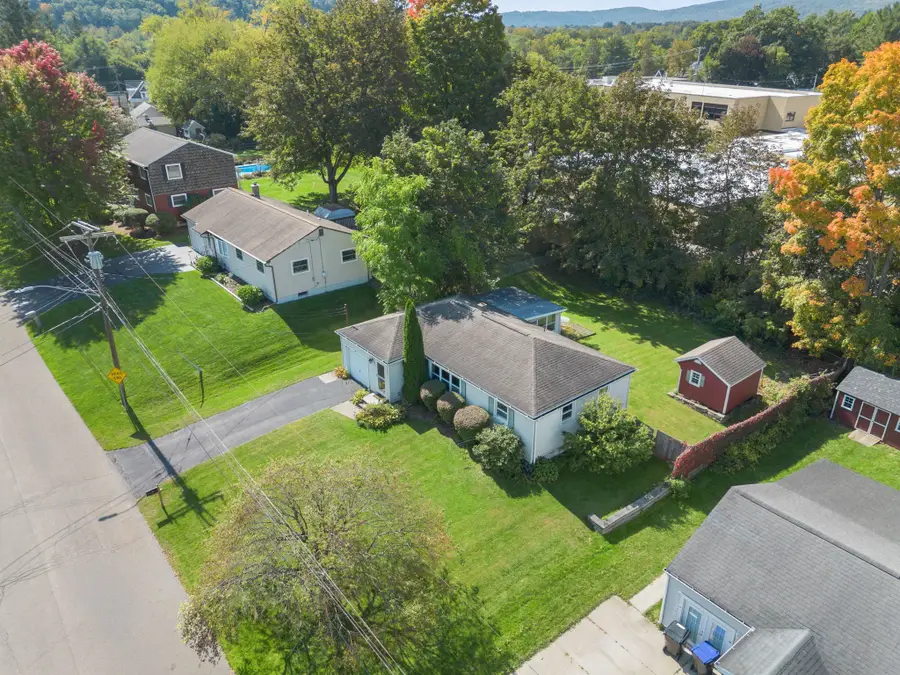 9 Sandy Lane, Binghamton, NY 13901 - #2