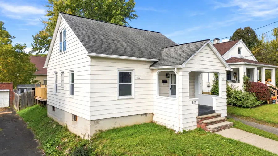 617 Irving Avenue, Endicott, NY 13760 - #3