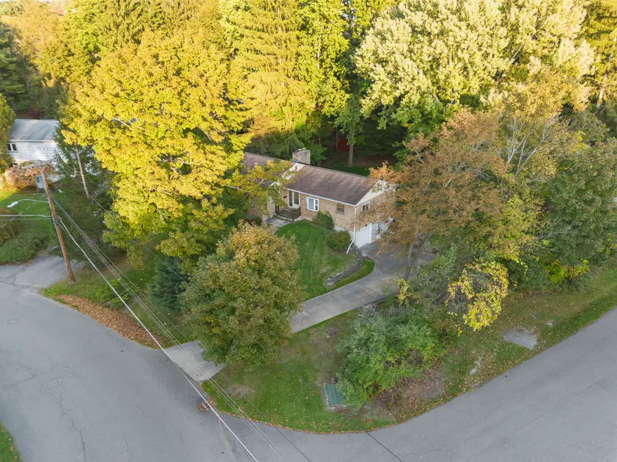 136 N Meadowbrook Lane, Vestal, NY 13850 - #3
